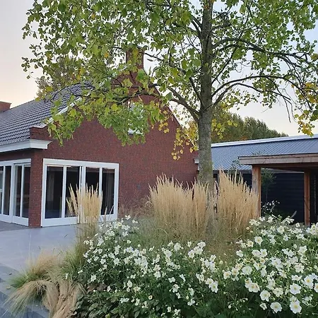 Royaal P&b 't Hoeves Appartement